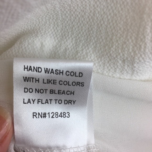 NWT! White sleeveless boho top! - Picture 6 of 7